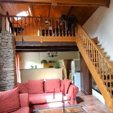 Des Issards Villa